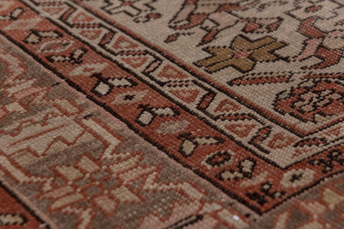 Antique Serapi Area Rug (4' x 5')